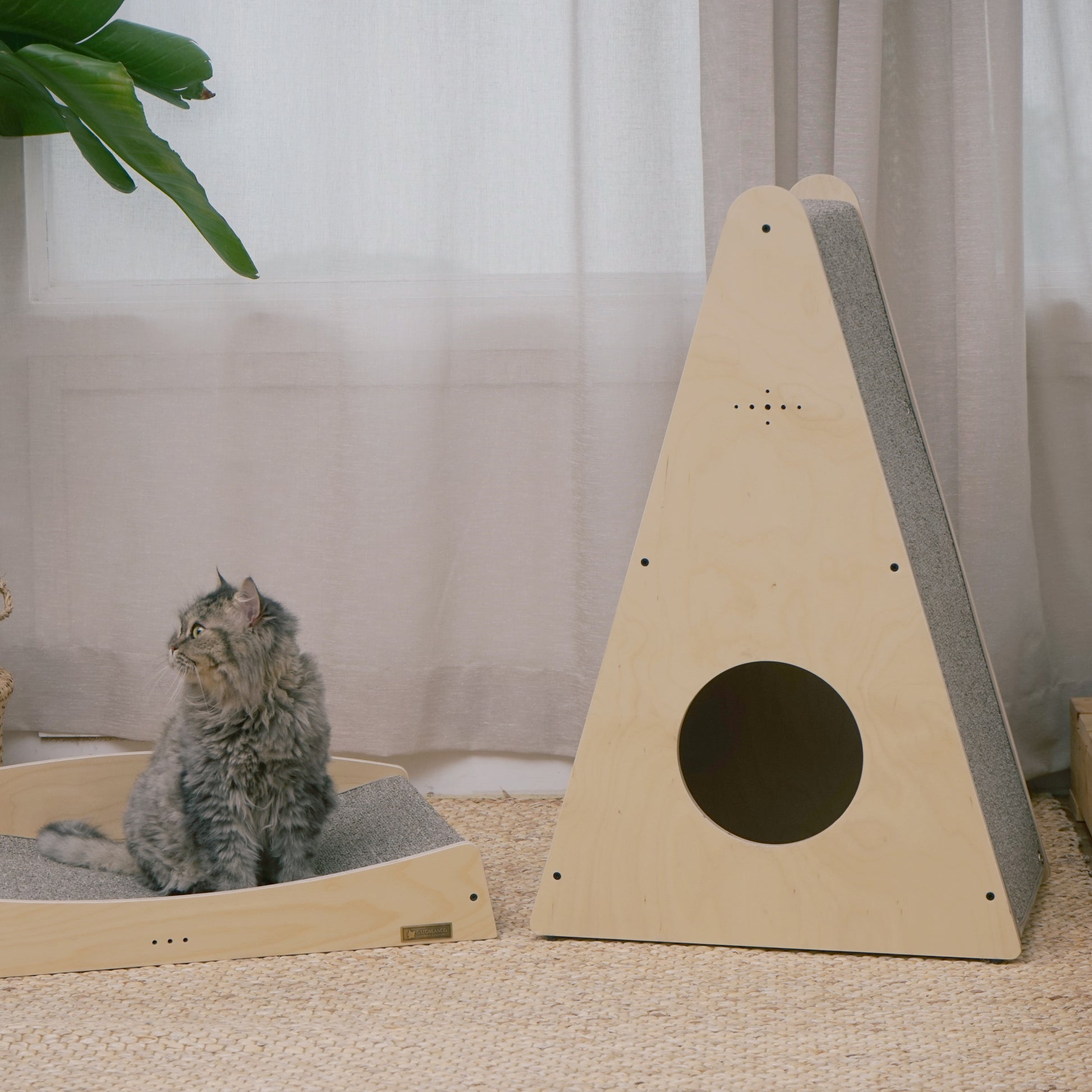 ピタタワー爪とぎ - GATOBLANCO